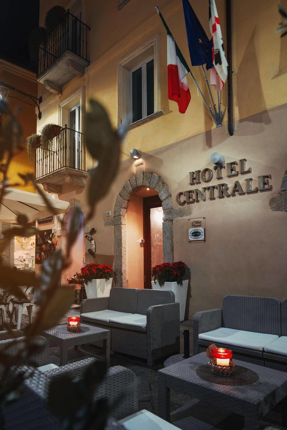 Hotel Centrale Olbia Buitenkant foto