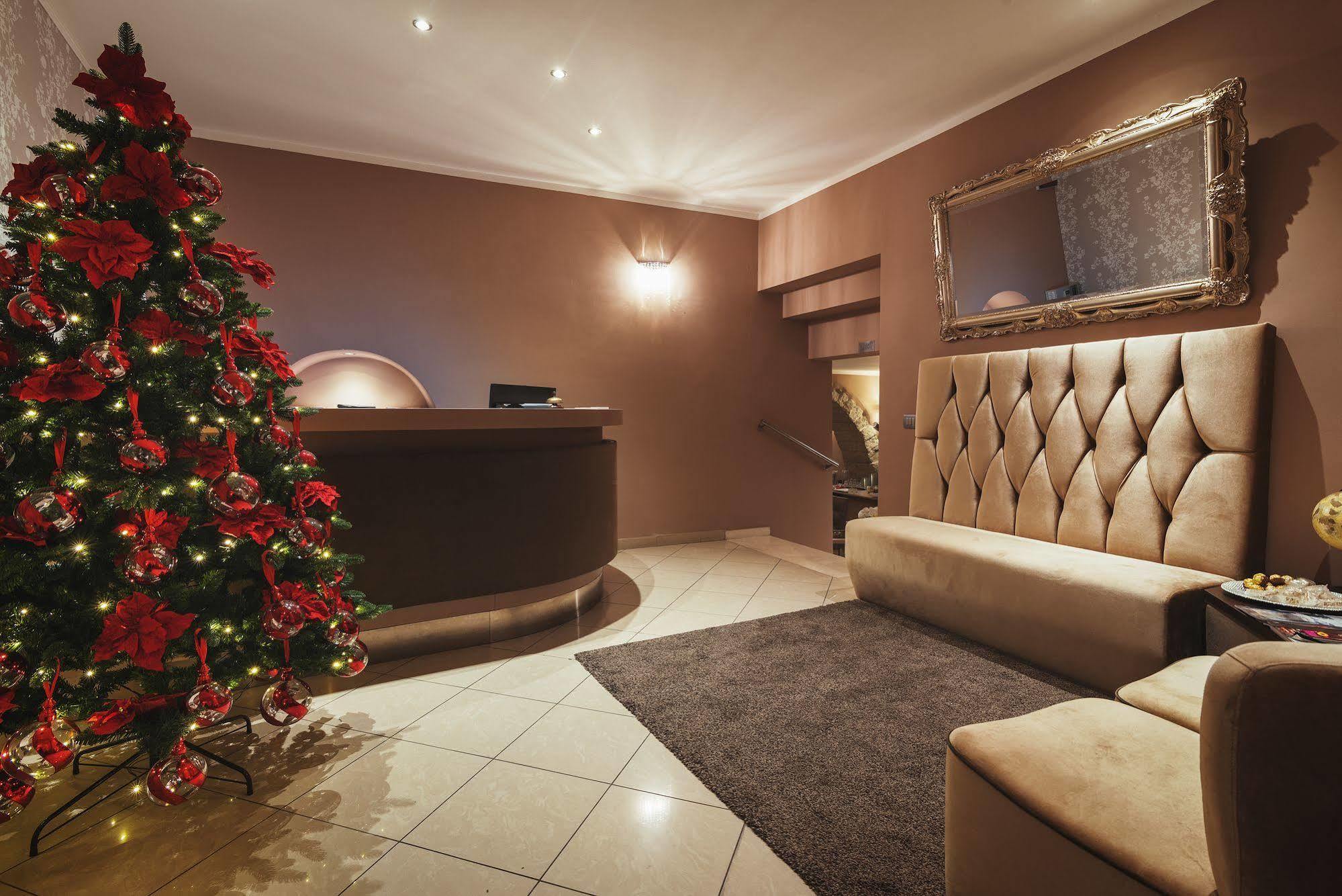 Hotel Centrale Olbia Buitenkant foto