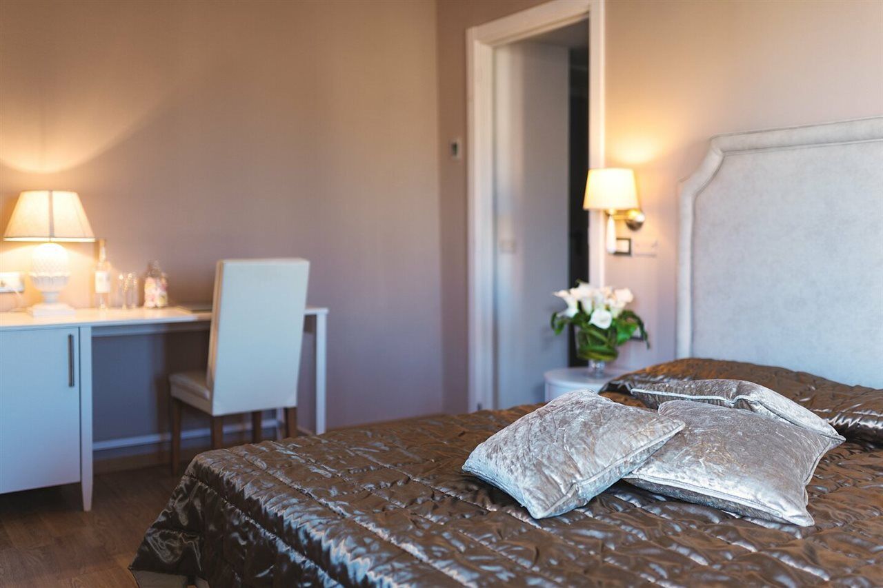 Hotel Centrale Olbia Buitenkant foto